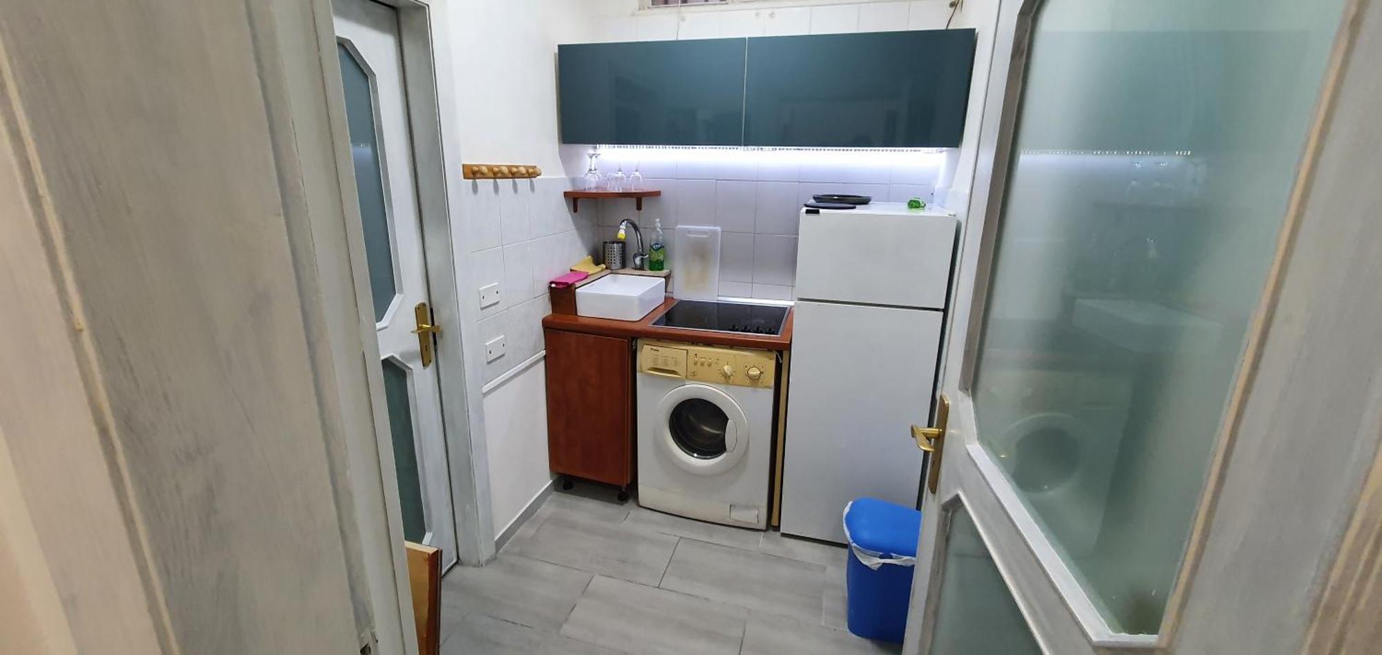 Super Central Studio, No Noise, Near Seaside, Shops Бари Екстериор снимка